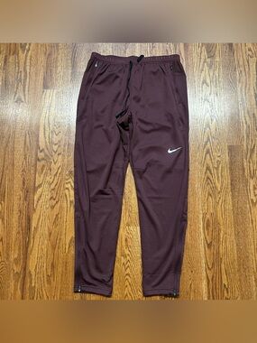 Nike Stride Dri-Fit Knit Men's Running Pants Maroon Size Medium HV4546-652 NWT